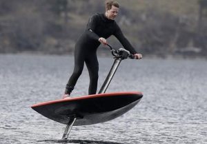 Aerofoil Surfboard: How Does It Fly on Water?